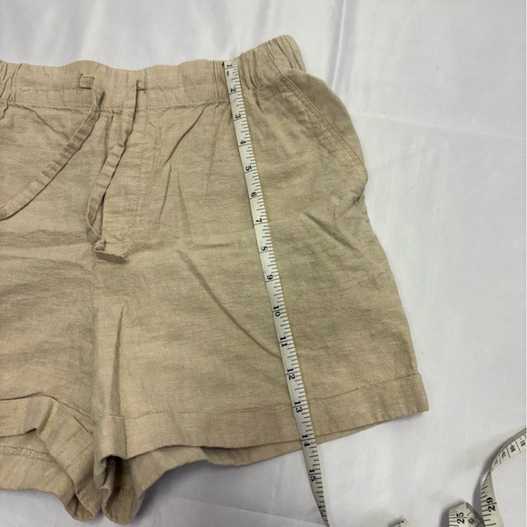 Uni Qlo Women’s Medium Linen Cotton Blend Shorts Khaki Mid Rise Pockets Hi Waist - Picture 5 of 7
